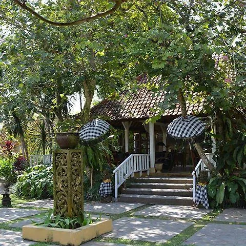 Garden 3*